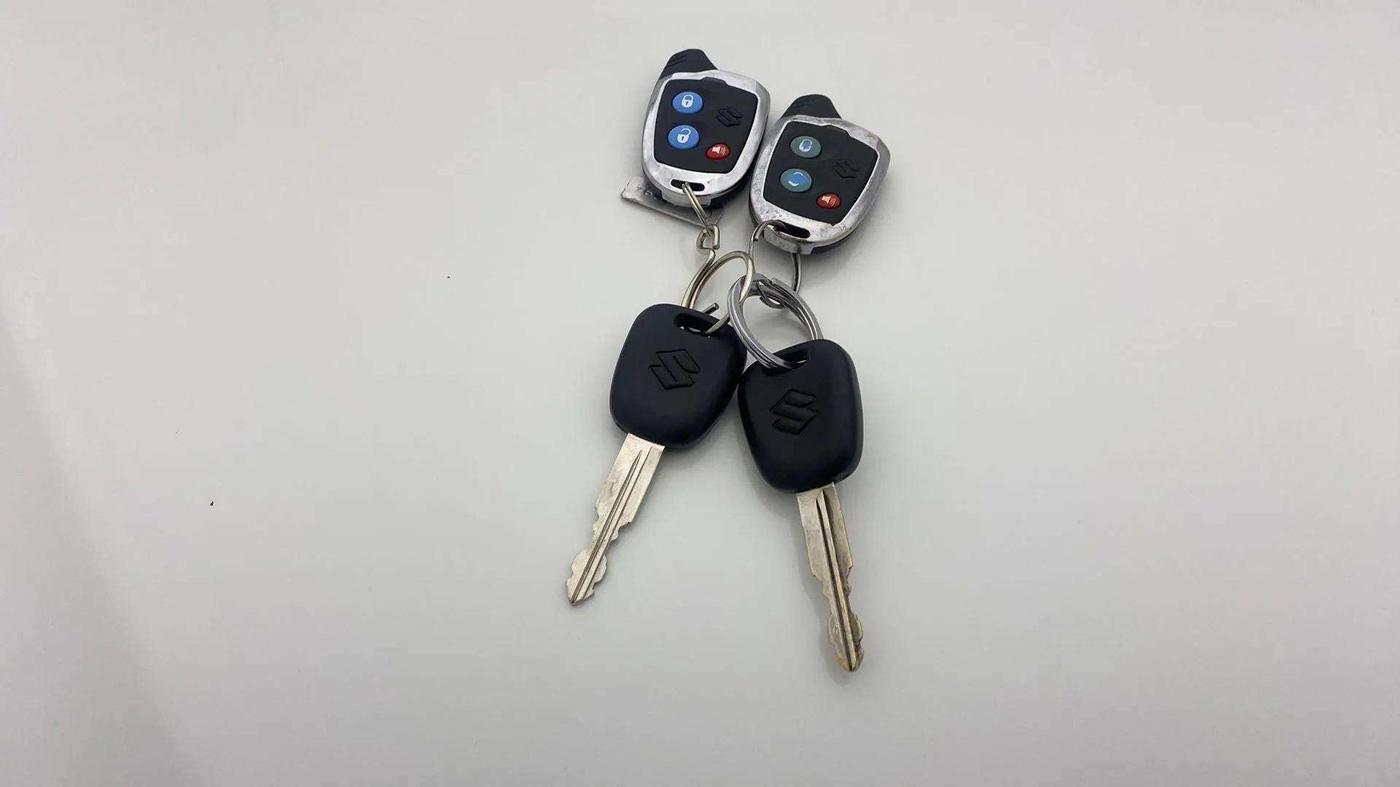 2019 Maruti Alto LXI, CNG, Manual, 90,221 km, Key Close Up