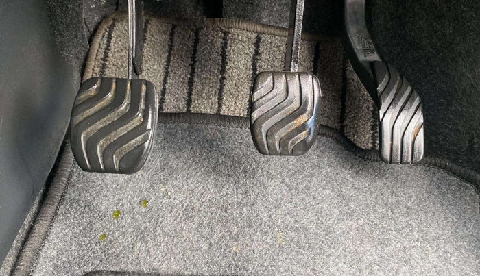 2021 Datsun Redi Go T(O), Petrol, Manual, 19,234 km, Pedals