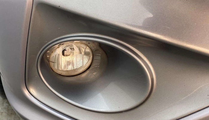 2018 Maruti Celerio VXI (O) CNG, CNG, Manual, 59,542 km, Right fog light - Fog light not working