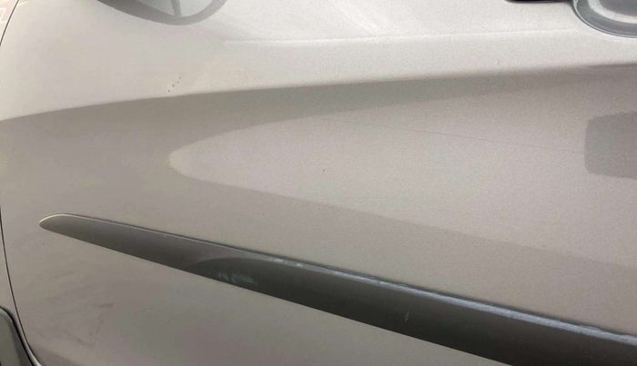 2018 Maruti Celerio VXI (O) CNG, CNG, Manual, 59,542 km, Front passenger door - Minor scratches