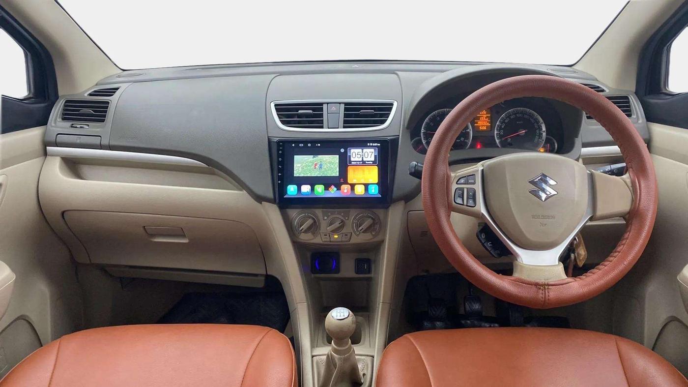 2017 Maruti Ertiga ZXI, Petrol, Manual, 98,669 km, Dashboard