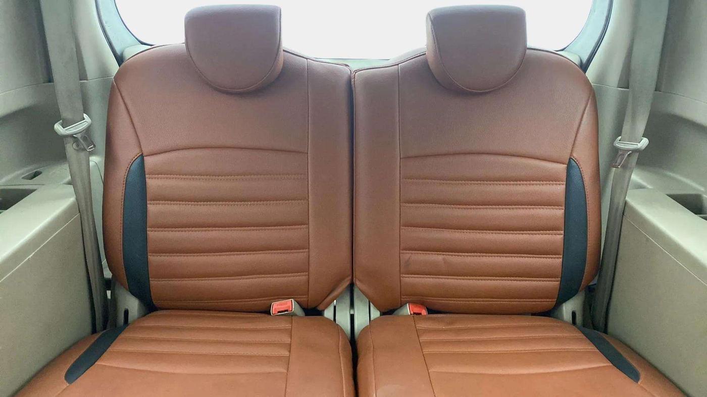 2017 Maruti Ertiga ZXI, Petrol, Manual, 98,669 km, Third Seat Row ( optional )