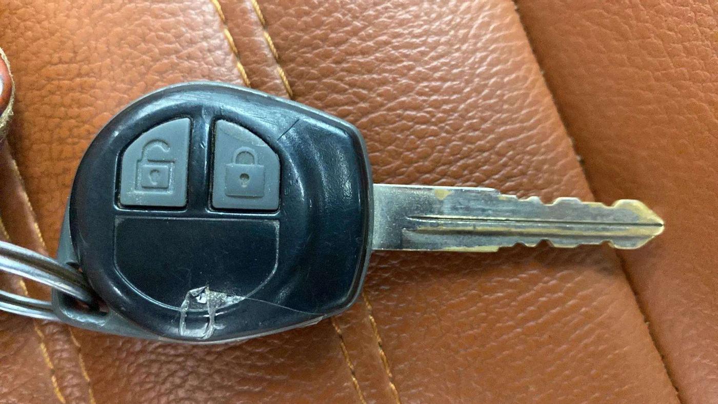 2017 Maruti Ertiga ZXI, Petrol, Manual, 98,669 km, Key Close Up