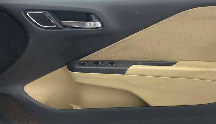 2019 Honda City 1.5L I-VTE V CVT, Petrol, Automatic, 54,663 km, Driver Side Door Panels Control