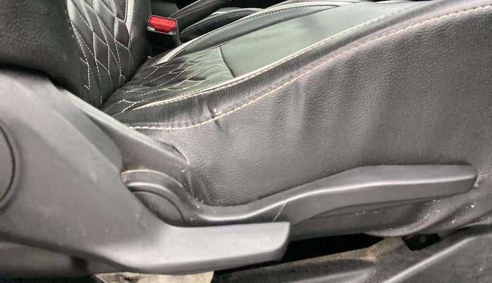 2017 Maruti Baleno ZETA PETROL 1.2, Petrol, Manual, 79,145 km, Driver Side Adjustment Panel