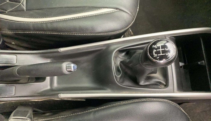 2017 Maruti Baleno ZETA PETROL 1.2, Petrol, Manual, 79,145 km, Gear Lever