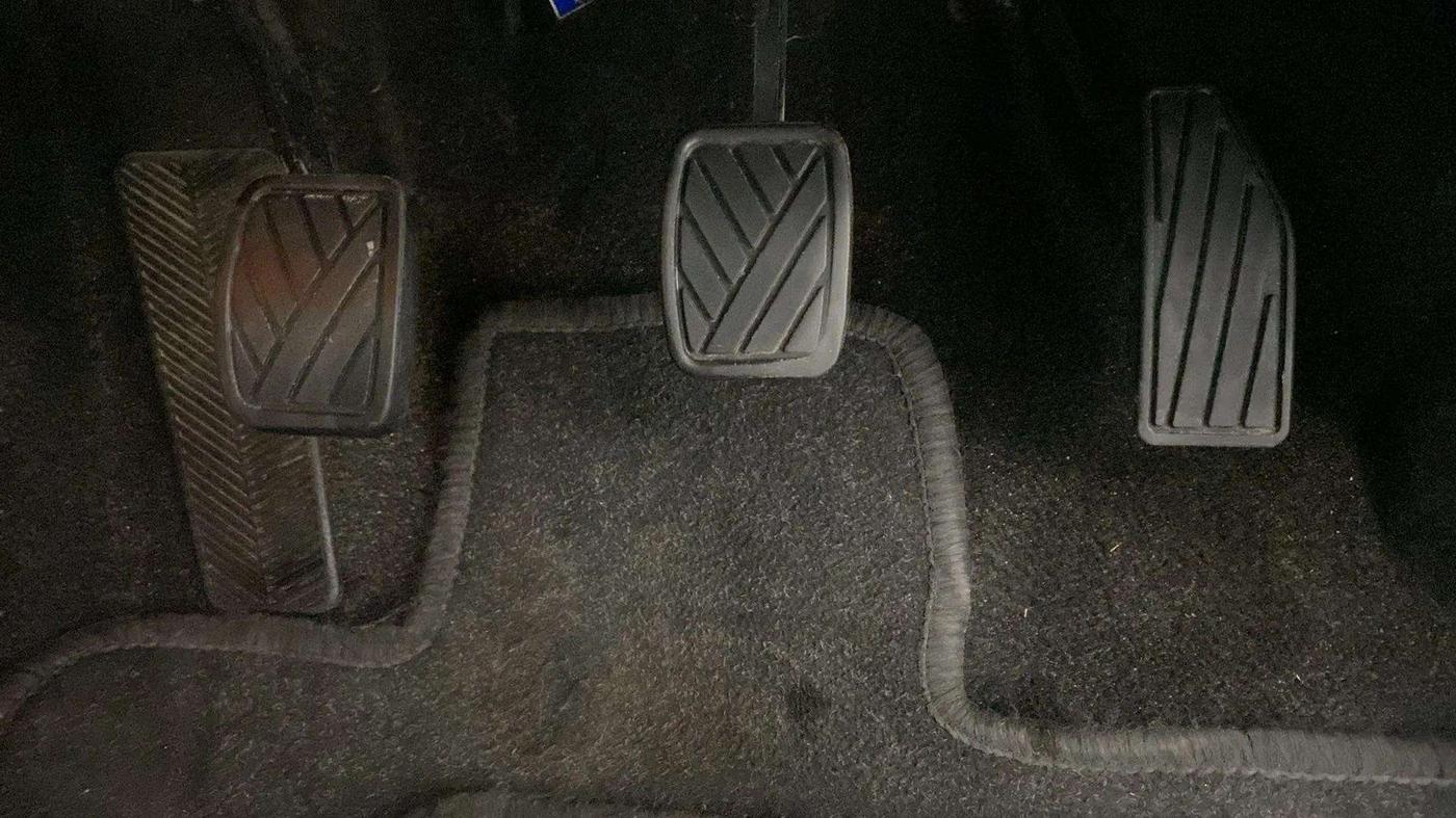 2017 Maruti Baleno ZETA PETROL 1.2, Petrol, Manual, 79,145 km, Pedals