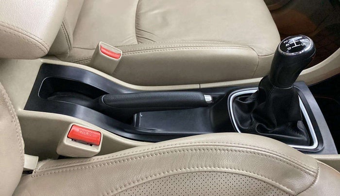 2017 Maruti Ciaz ALPHA 1.4 PETROL, Petrol, Manual, 78,677 km, Gear Lever