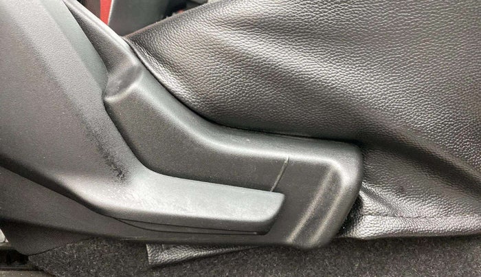 2018 Maruti IGNIS DELTA 1.2, Petrol, Manual, 50,882 km, Driver Side Adjustment Panel