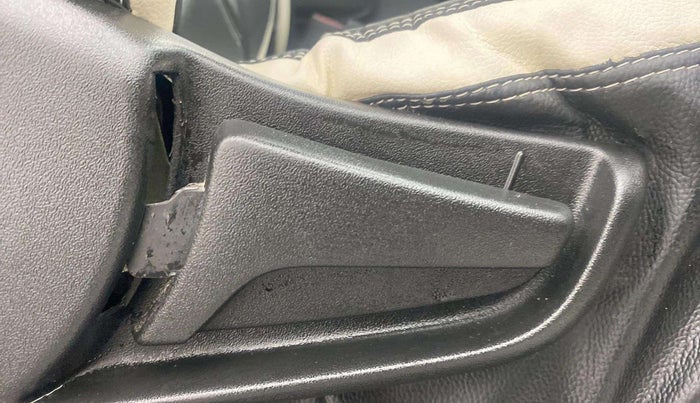 2021 Maruti S PRESSO VXI+, Petrol, Manual, 29,483 km, Driver Side Adjustment Panel