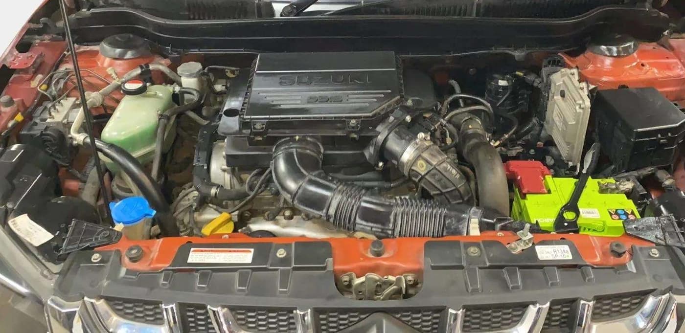 2017 Maruti Vitara Brezza VDI (O), Diesel, Manual, 62,125 km, Open Bonet