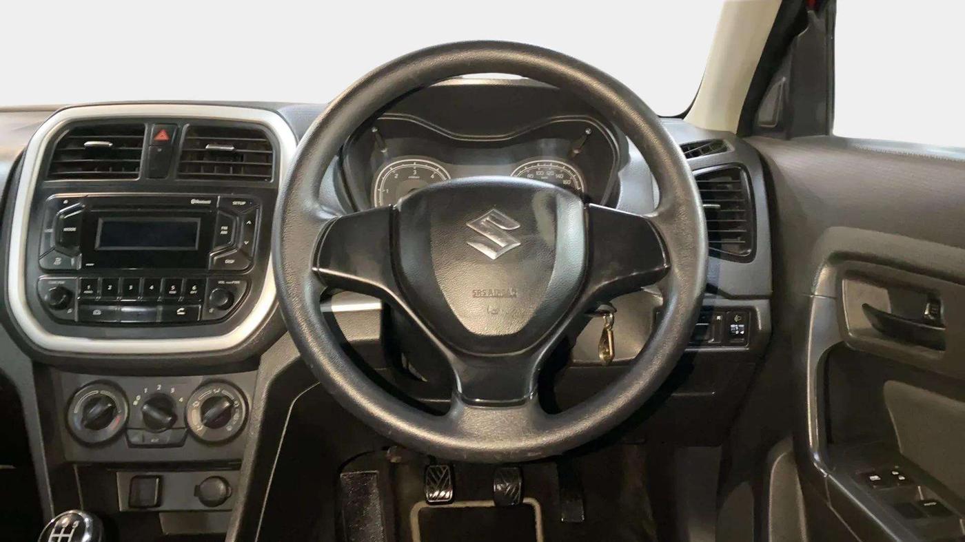 2017 Maruti Vitara Brezza VDI (O), Diesel, Manual, 62,125 km, Steering Wheel Close Up