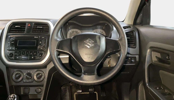 2017 Maruti Vitara Brezza VDI (O), Diesel, Manual, 62,099 km, Steering Wheel Close Up