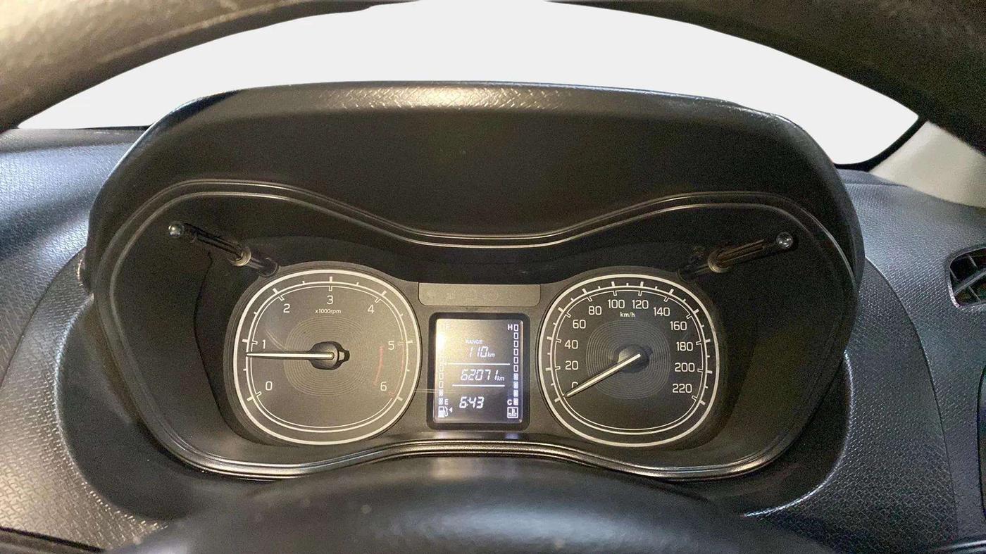 2017 Maruti Vitara Brezza VDI (O), Diesel, Manual, 62,125 km, Odometer Image