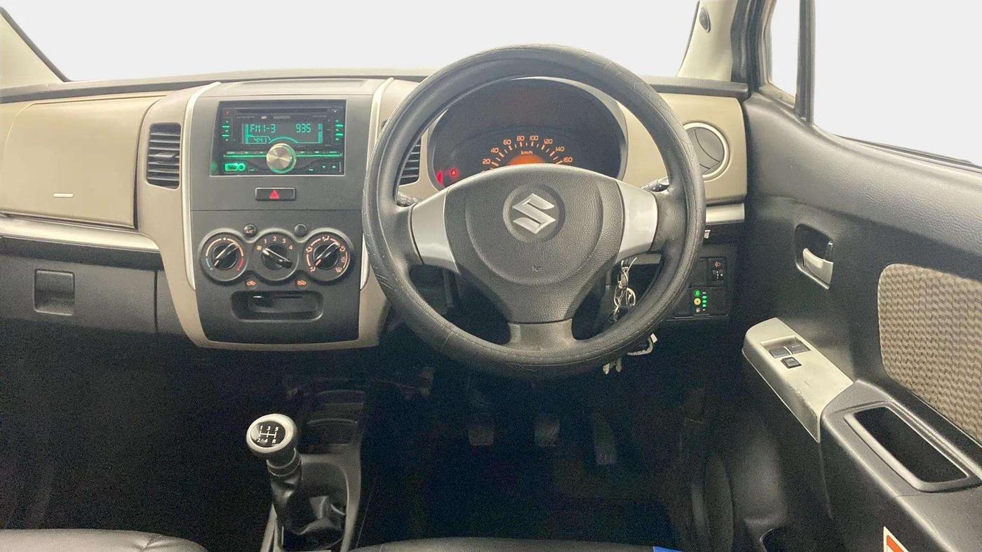 2013 Maruti Wagon R 1.0 LXI CNG, CNG, Manual, 78,548 km, Steering Wheel Close Up