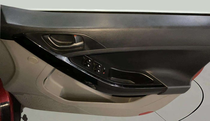 2017 Tata NEXON XM PETROL, Petrol, Manual, 51,895 km, Driver Side Door Panels Control