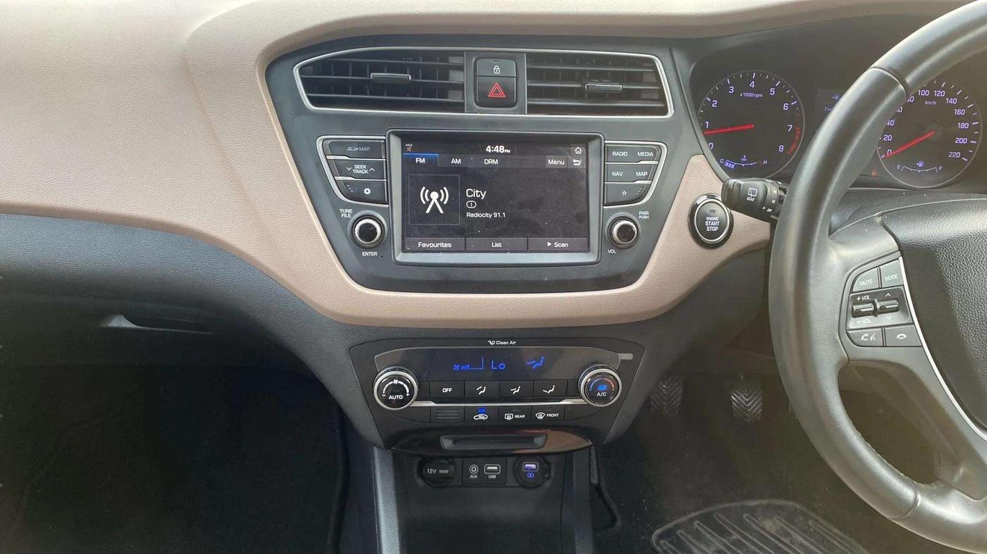 2018 Hyundai Elite i20 ASTA 1.2 (O), Petrol, Manual, 38,239 km, Air Conditioner