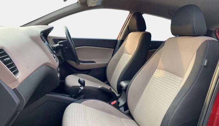 2018 Hyundai Elite i20 ASTA 1.2 (O), Petrol, Manual, 38,239 km, Right Side Front Door Cabin