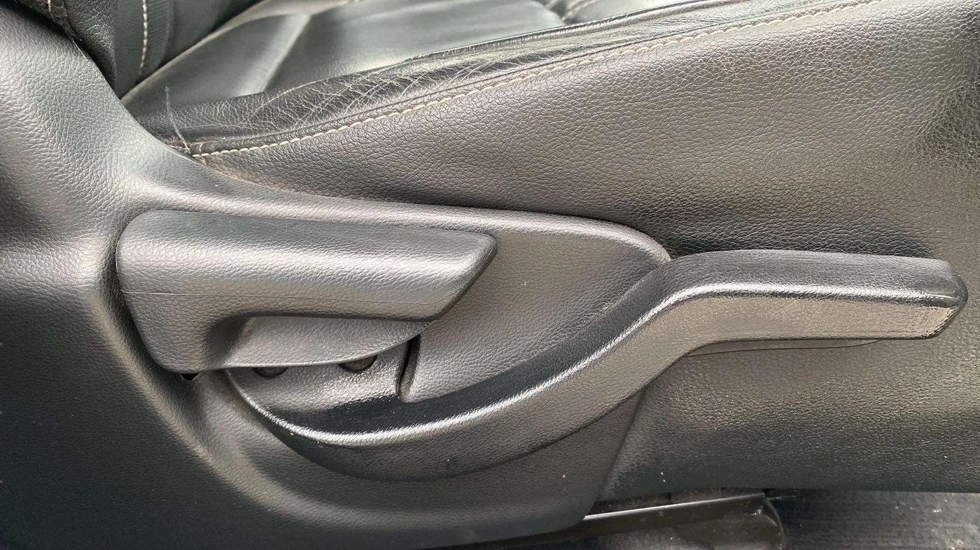 2018 Honda BR-V 1.5L I-VTEC VX, Petrol, Manual, 20,349 km, Driver Side Adjustment Panel
