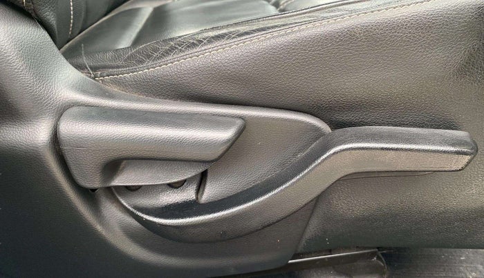 2018 Honda BR-V 1.5L I-VTEC VX, Petrol, Manual, 20,349 km, Driver Side Adjustment Panel