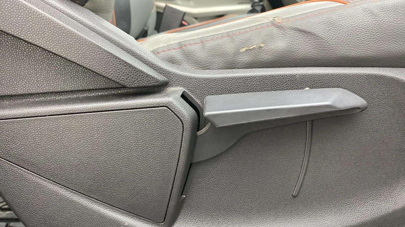 2017 Ford Ecosport TITANIUM 1.5L PETROL, Petrol, Manual, 63,647 km, Driver Side Adjustment Panel