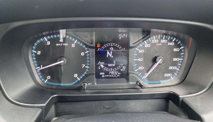 2022 Tata PUNCH ADVENTURE AMT, Petrol, Automatic, 14,944 km, Odometer Image