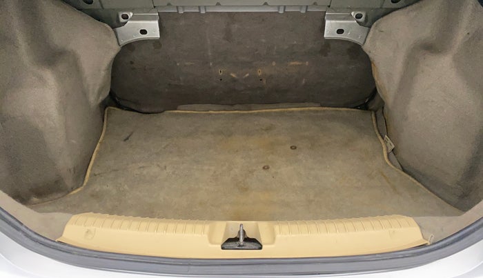 2017 Ford Figo Aspire 1.5 TITANIUM DIESEL, Diesel, Manual, 91,564 km, Boot Inside View