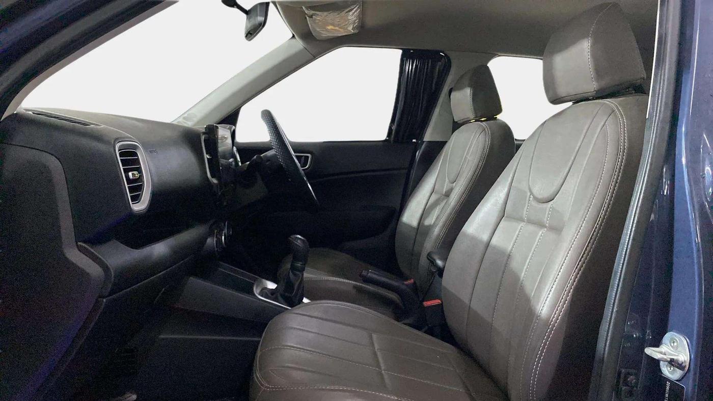 2020 Hyundai VENUE S 1.2, Petrol, Manual, 34,494 km, Right Side Front Door Cabin