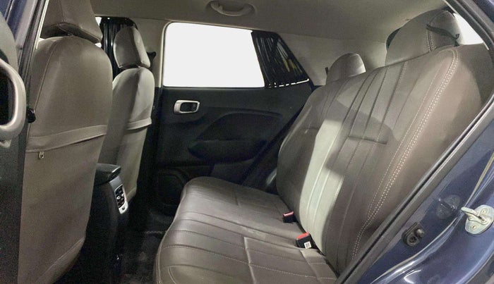 2020 Hyundai VENUE S 1.2, Petrol, Manual, 34,494 km, Right Side Rear Door Cabin