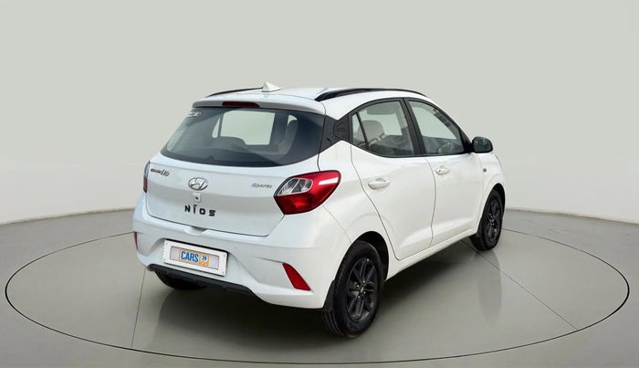 2020 Hyundai GRAND I10 NIOS SPORTZ AMT 1.2 KAPPA VTVT, Petrol, Automatic, 49,195 km, Right Back Diagonal