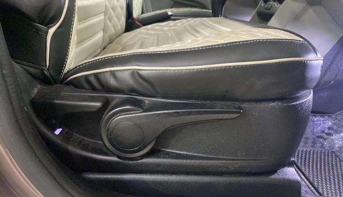 2017 Tata Tiago XZ PETROL, Petrol, Manual, 25,536 km, Driver Side Adjustment Panel