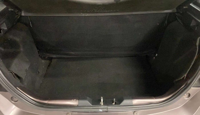 2017 Tata Tiago XZ PETROL, Petrol, Manual, 25,536 km, Boot Inside