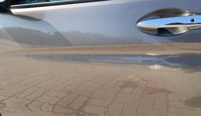 2015 Honda City 1.5L I-VTEC VX, Petrol, Manual, 49,195 km, Front passenger door - Weather strip has minor damage