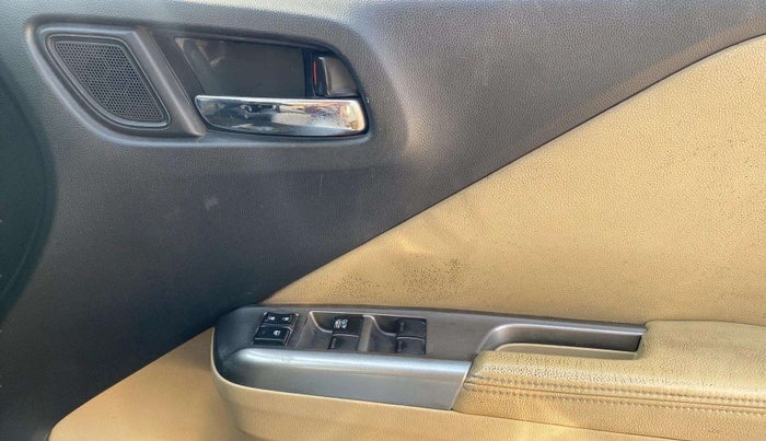 2015 Honda City 1.5L I-VTEC VX, Petrol, Manual, 49,195 km, Driver Side Door Panels Control