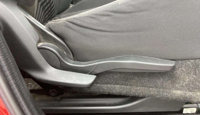 2018 Maruti Swift VXI, Petrol, Manual, 69,275 km, Driver Side Adjustment Panel