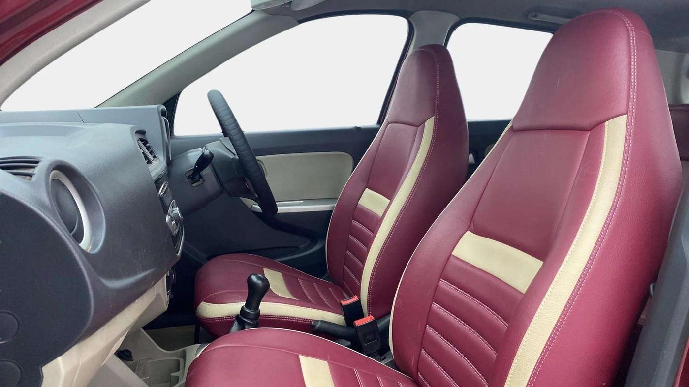 2017 Maruti Alto K10 VXI, Petrol, Manual, 99,457 km, Right Side Front Door Cabin