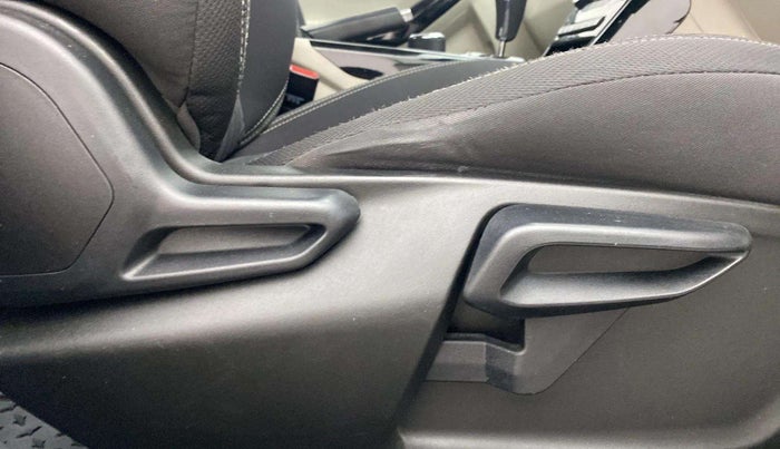 2020 Tata NEXON XZA PLUS SUNROOF PETROL, Petrol, Automatic, 26,041 km, Driver Side Adjustment Panel