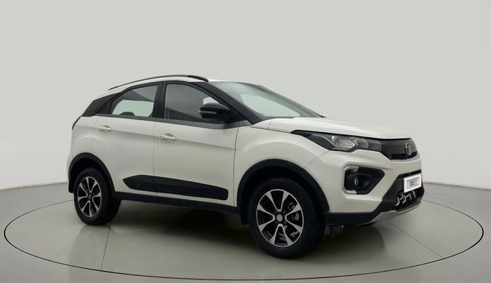 2020 Tata NEXON XZA PLUS SUNROOF PETROL, Petrol, Automatic, 26,041 km, Right Front Diagonal
