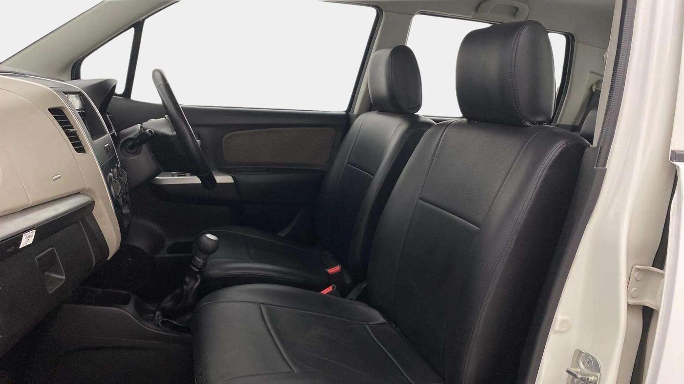 2016 Maruti Wagon R 1.0 LXI, Petrol, Manual, 47,831 km, Right Side Front Door Cabin