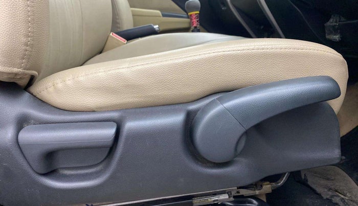 2017 Honda City 1.5L I-VTEC V MT, Petrol, Manual, 79,451 km, Driver Side Adjustment Panel