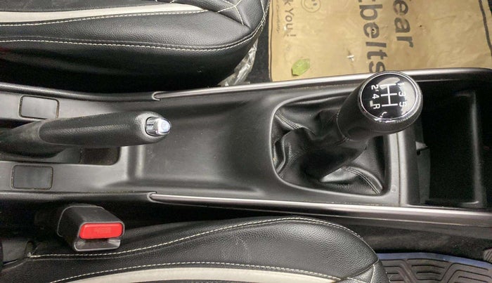 2020 Maruti Baleno DELTA PETROL 1.2, Petrol, Manual, 35,403 km, Gear Lever