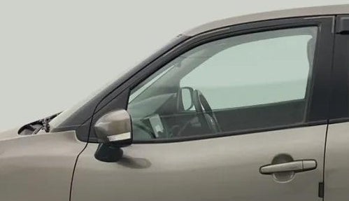 2020 Maruti Baleno DELTA PETROL 1.2, Petrol, Manual, 35,403 km, Front passenger door - Door visor damaged