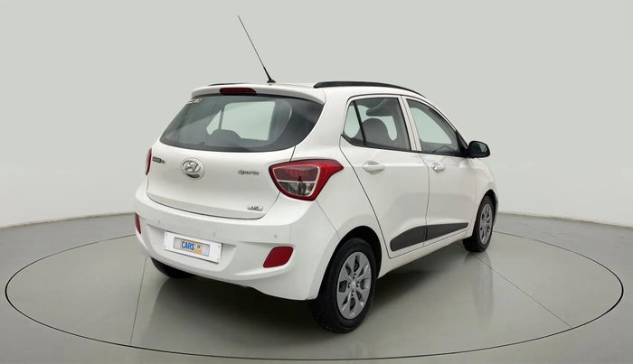 2015 Hyundai Grand i10 SPORTZ 1.2 KAPPA VTVT, Petrol, Manual, 79,938 km, Right Back Diagonal