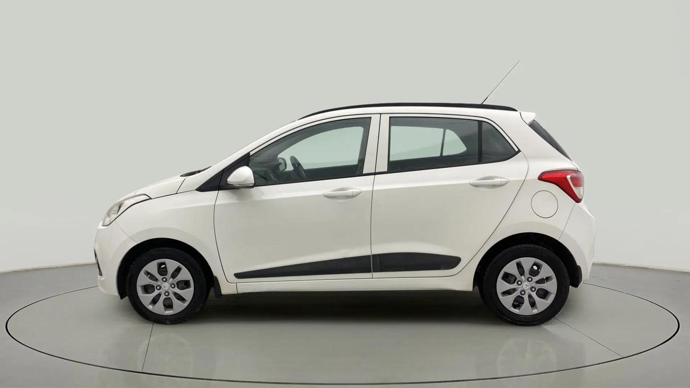 2015 Hyundai Grand i10 SPORTZ 1.2 KAPPA VTVT, Petrol, Manual, 79,938 km, Left Side