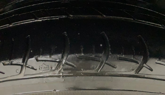 2019 Maruti Ciaz DELTA 1.5 SHVS MT PETROL, Petrol, Manual, 41,616 km, Left Rear Tyre Tread