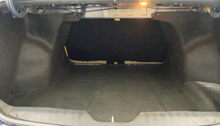 2019 Maruti Ciaz DELTA 1.5 SHVS MT PETROL, Petrol, Manual, 41,616 km, Boot Inside