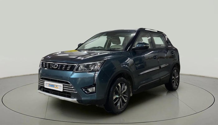 2021 Mahindra XUV300 W8 (O) 1.2 PETROL AMT, Petrol, Automatic, 48,378 km, Left Front Diagonal