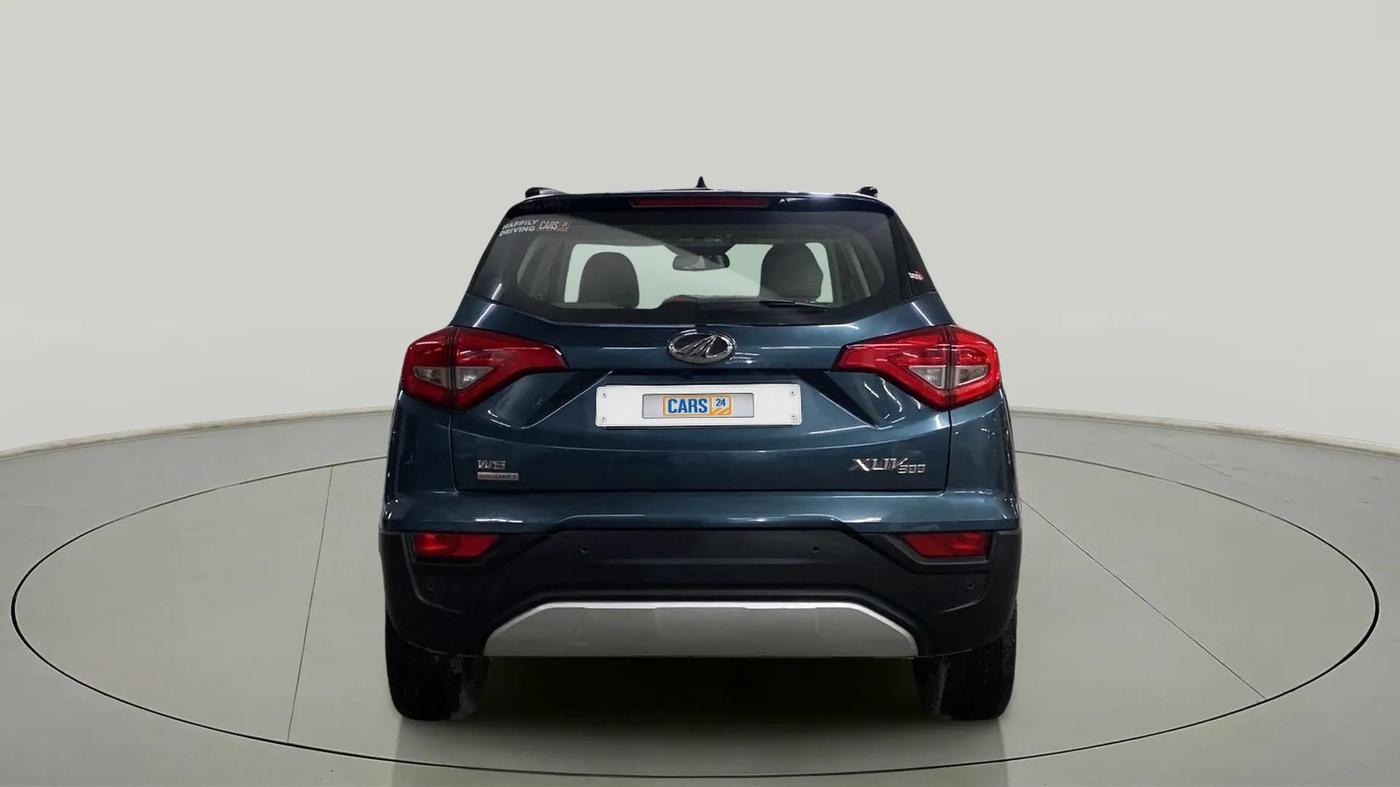 2021 Mahindra XUV300 W8 (O) 1.2 PETROL AMT, Petrol, Automatic, 48,417 km, Back/Rear