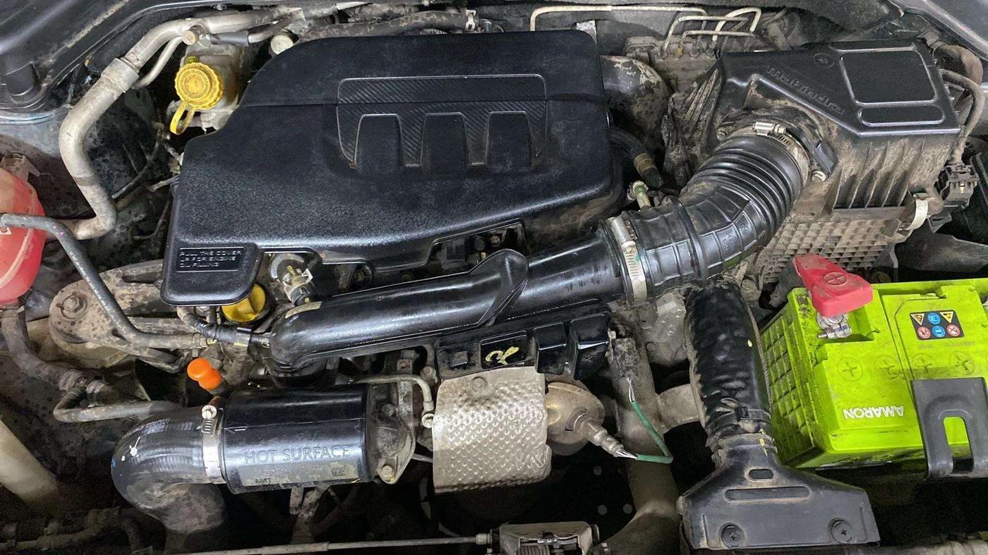 2021 Mahindra XUV300 W8 (O) 1.2 PETROL AMT, Petrol, Automatic, 48,417 km, Open Bonet