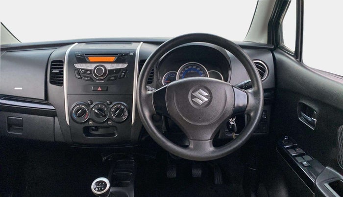 2015 Maruti Wagon R Stingray VXI, Petrol, Manual, 22,032 km, Steering Wheel Close Up